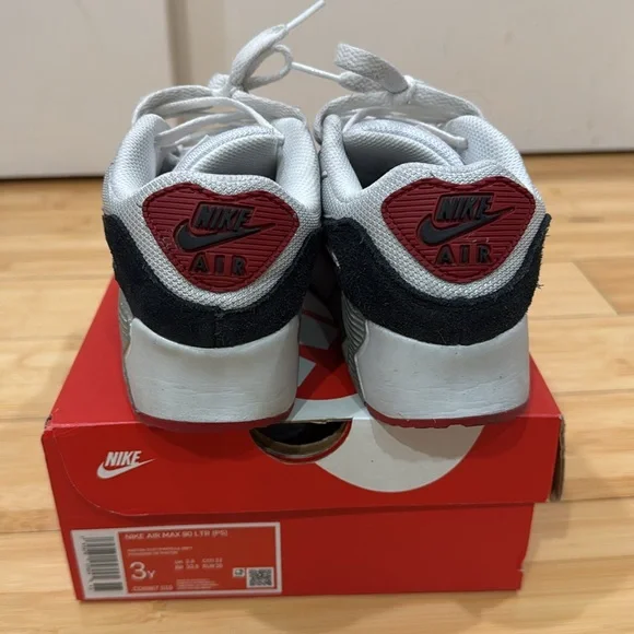 Grey red white and black nike air max 90 size 3y - Picture 2 of 5
